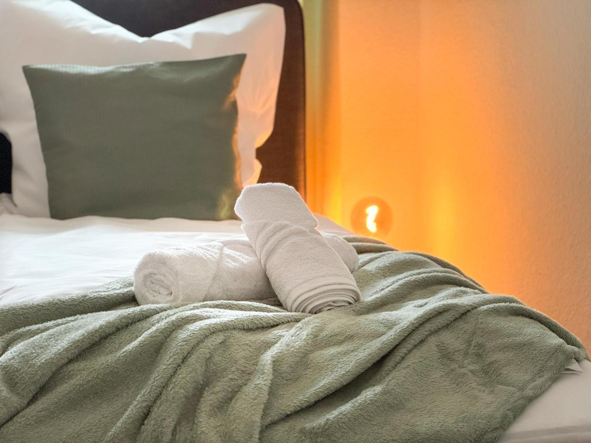 Homelystays Stilvolles Apartment An Der Kirche Lemfoerde Ngoại thất bức ảnh